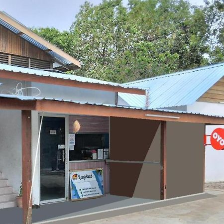 Oyo 90176 D'Cruz Sunrise Villa Pantai Cenang  Exterior photo